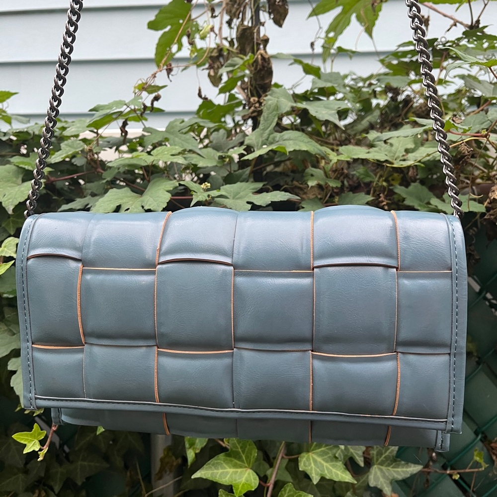 Steve Madden quilted clutch